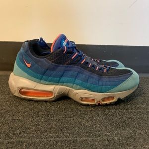 Nike Air Max 95 Blue Purple Orange Men Size 8.5